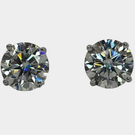 moissanite-round-cut-earrings-silver stud